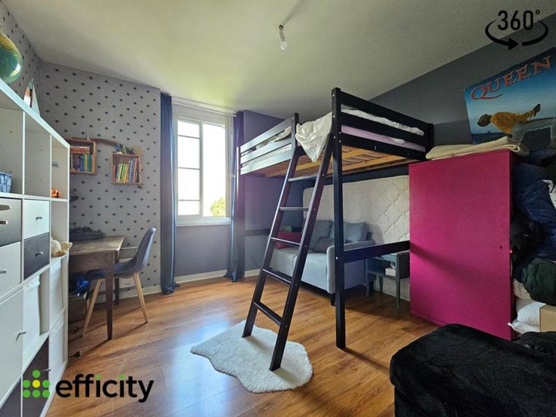 Maison - 117 m² - 5 pièces