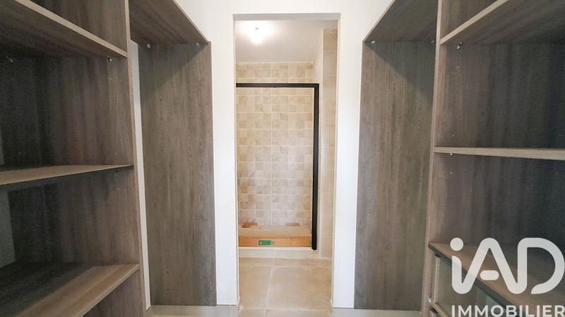 Maison - 94 m² - 5 pièces