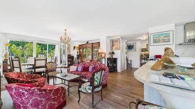 Appartement - 120 m² - 4 pièces