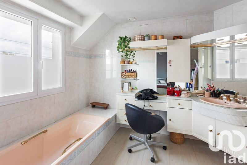 Duplex - 96 m² - 5 pièces