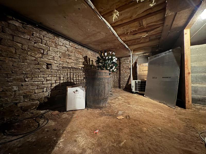 Maison - 219 m² - 8 pièces