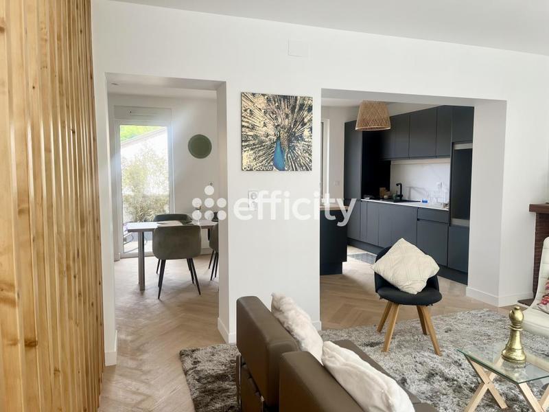 Maison - 126 m² - 5 pièces