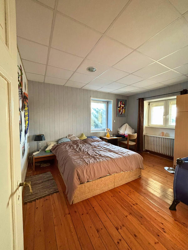 Villa - 234 m² - 8 pièces