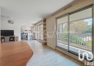 Appartement - 99 m² - 5 pièces