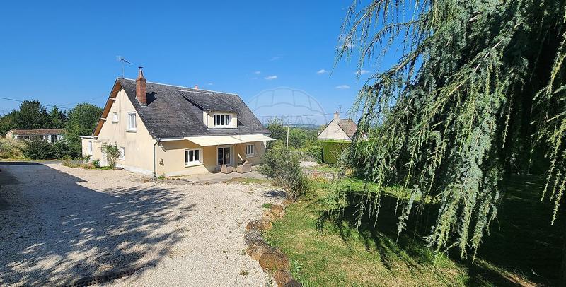 Maison - 316 m² - 14 pièces