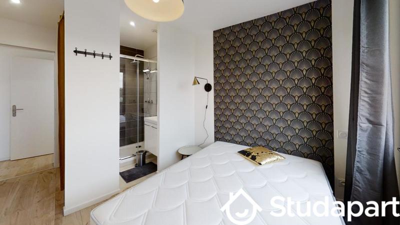 Chambre - 11 m² - 1 pièce