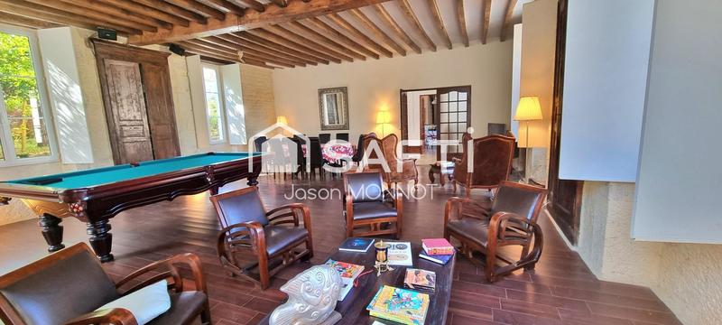 Maison - 350 m² - 11 pièces