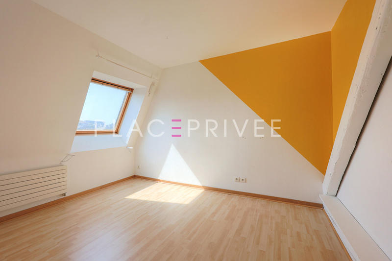 Appartement - 193 m² - 6 pièces