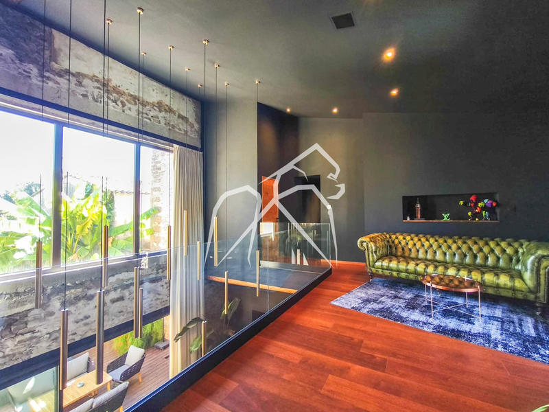 Maison contemporaine - 170 m² - 5 pièces