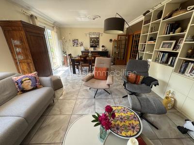 Pavillon - 186 m² - 8 pièces