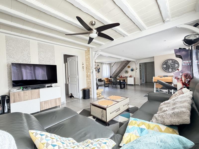 Maison - 140 m² - 6 pièces