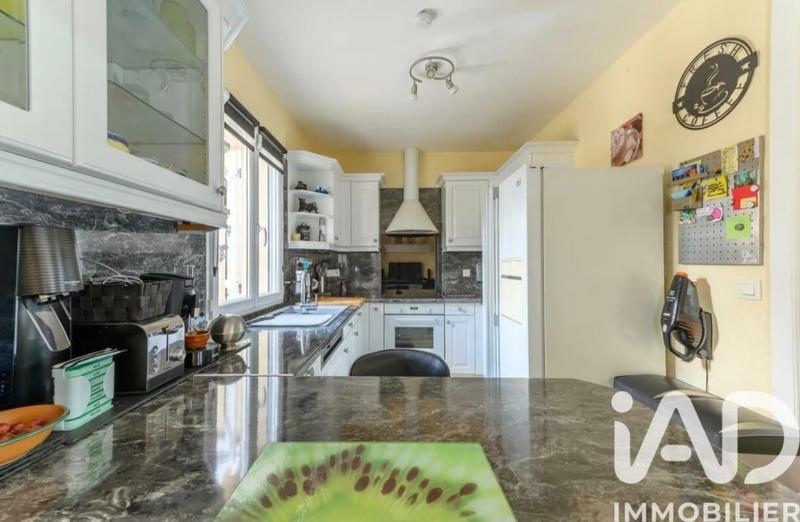 Maison - 85 m² - 5 pièces