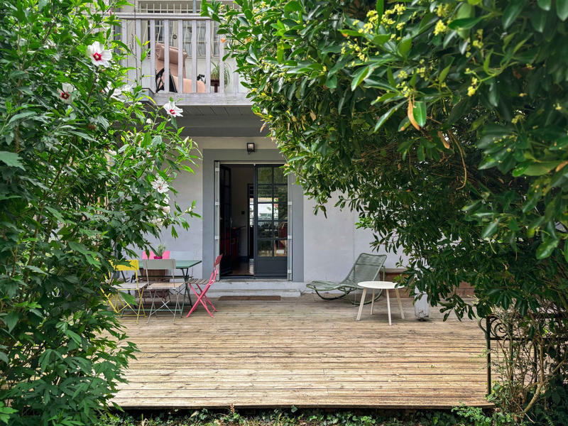 Maison traditionnelle - 236 m² - 8 pièces