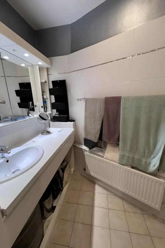 Maison - 264 m² - 7 pièces