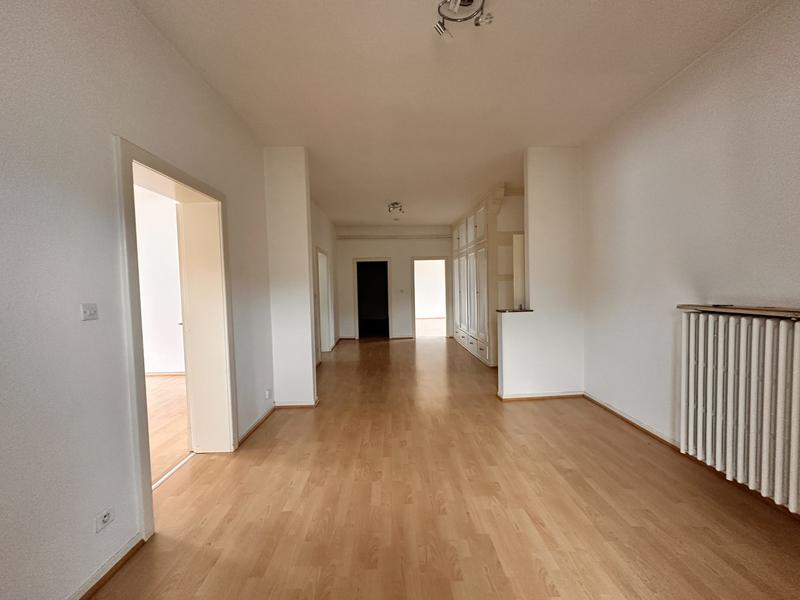 Appartement - 90 m² - 5 pièces