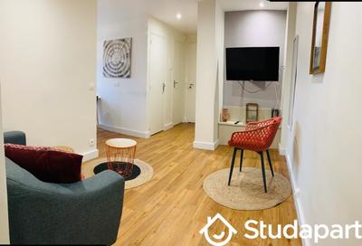 Chambre - 12 m² - 1 pièce