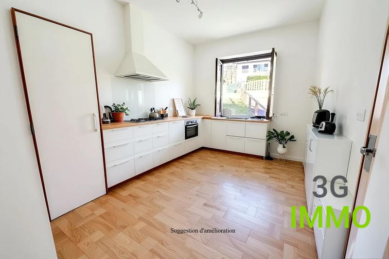 Maison - 100 m² - 5 pièces