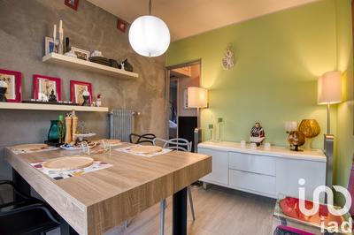 Appartement - 85 m² - 5 pièces