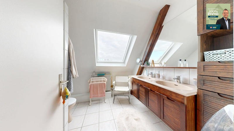 Maison - 101 m² - 5 pièces