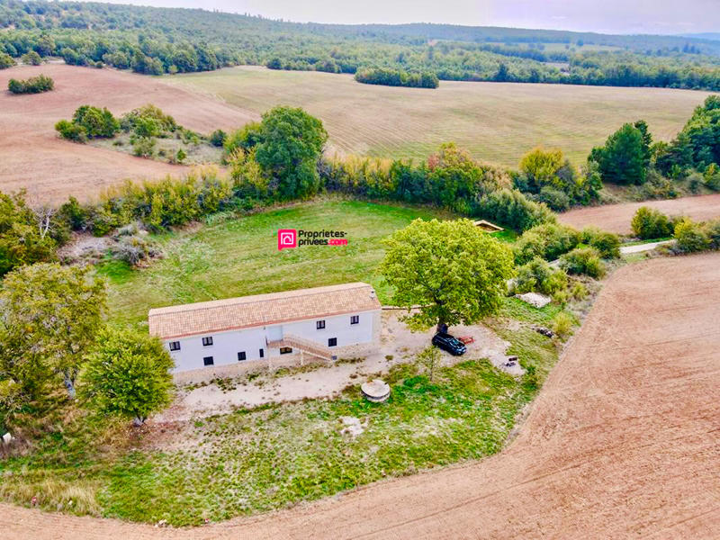 Mas - 270 m² - 12 pièces