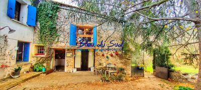 Mas - 341 m² - 6 pièces