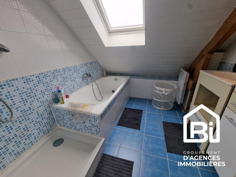 Maison - 135 m² - 6 pièces