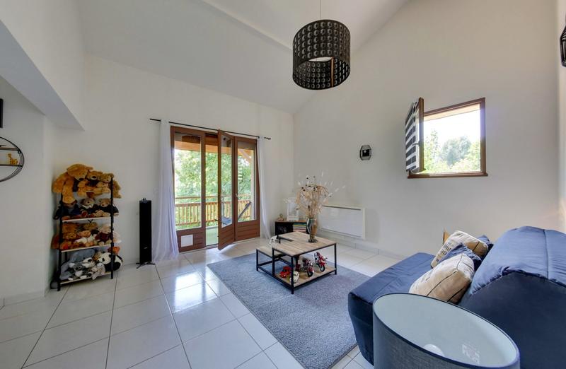 Maison - 161 m² - 6 pièces