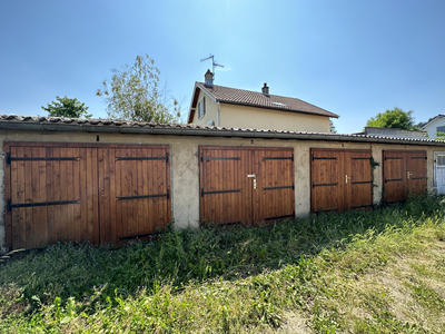 Parking / Garage - 15 m²