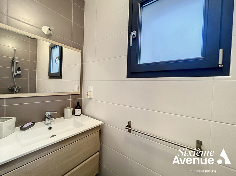 Maison - 165 m² - 7 pièces