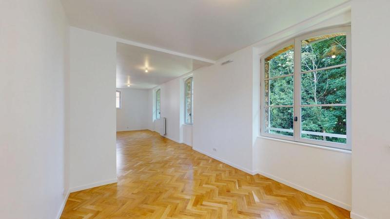 Appartement - 125 m² - 5 pièces