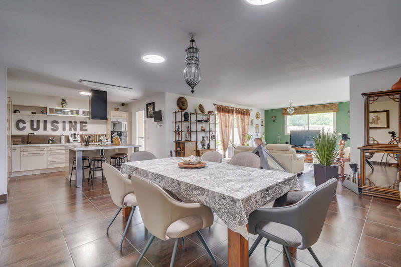 Maison - 139 m² - 5 pièces