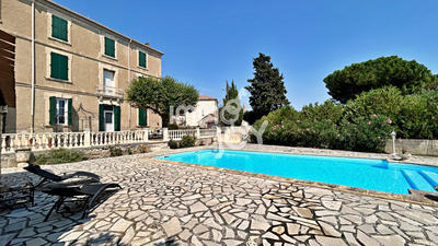 Maison - 201 m² - 6 pièces