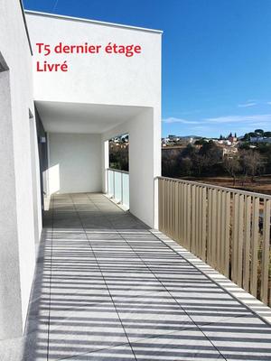 Appartement - 100 m² - 5 pièces