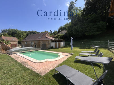 Maison - 450 m² - 11 pièces