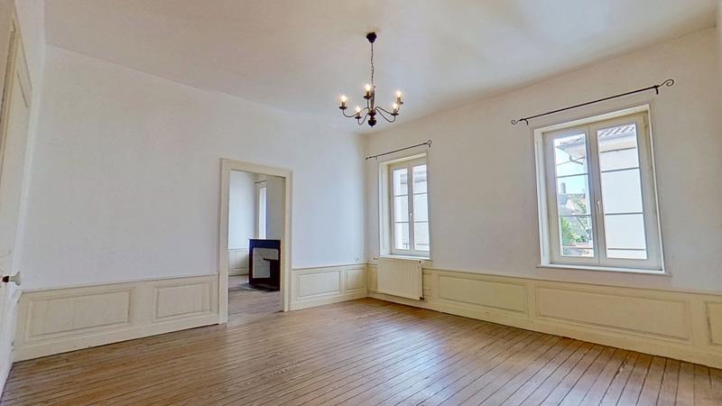 Appartement ancien - 86 m² - 3 pièces