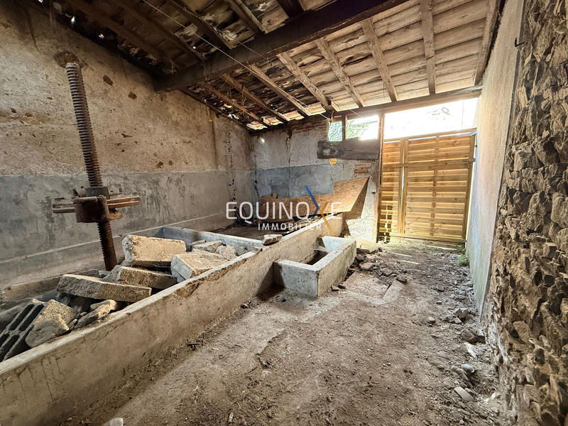 Maison - 121 m² - 2 pièces