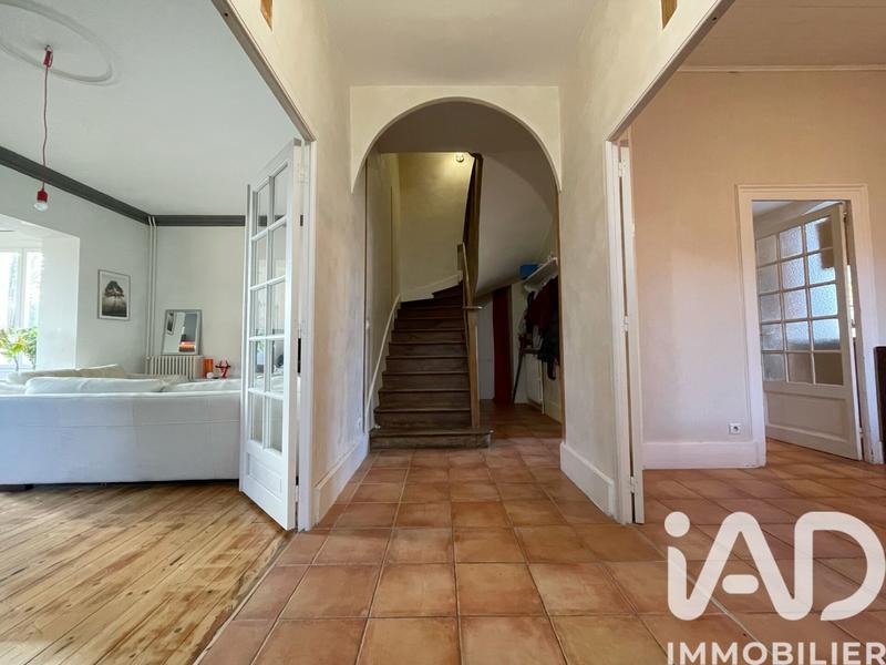 Maison - 248 m² - 7 pièces