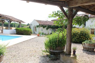 Maison de domaine - 530 m² - 14 pièces