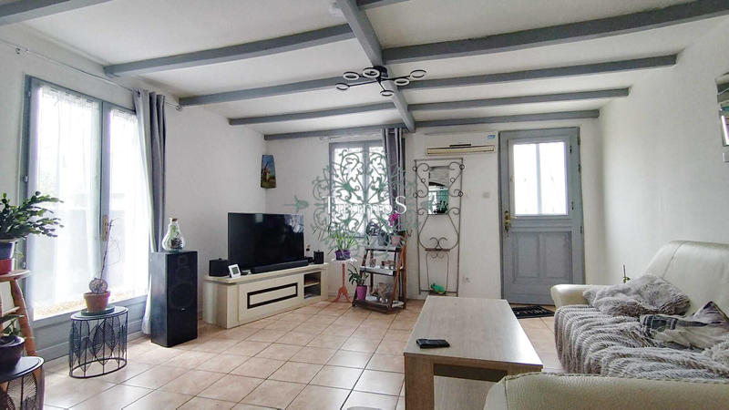 Maison - 93 m² - 5 pièces