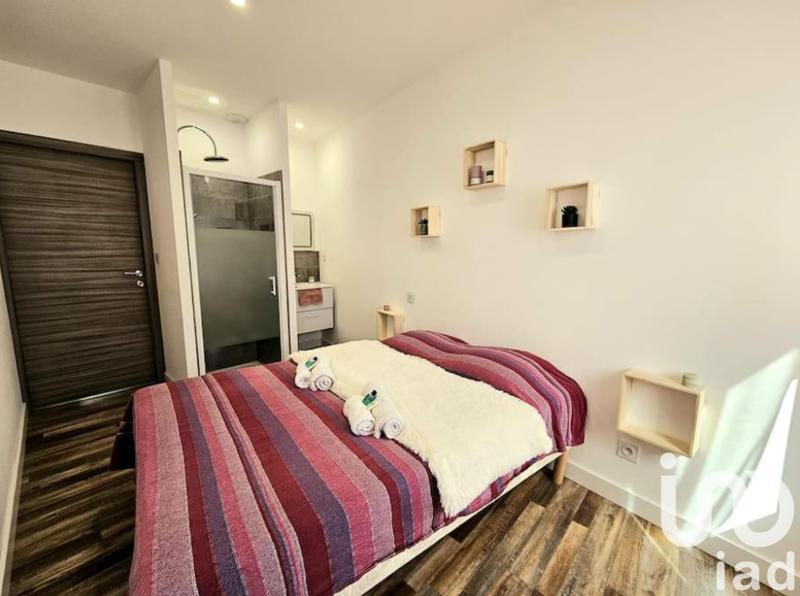 Maison - 336 m² - 8 pièces