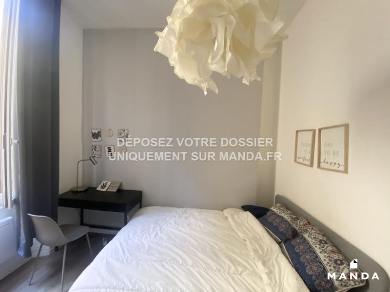 Chambre - 10 m² - 6 pièces