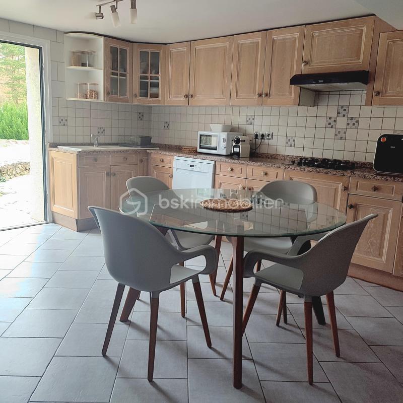 Maison - 122 m² - 6 pièces