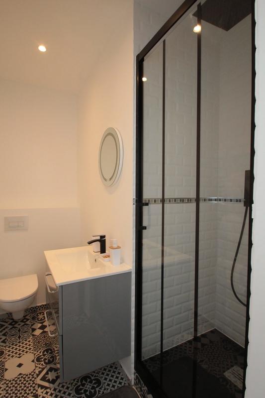 Appartement - 84 m² - 5 pièces