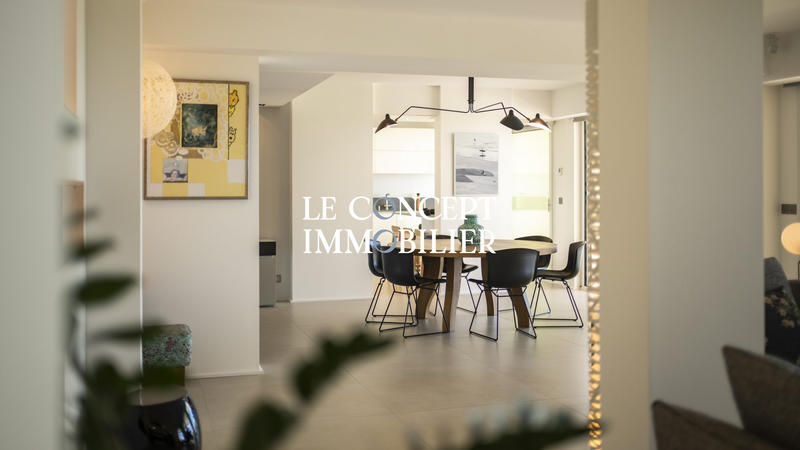 Appartement - 131 m² - 6 pièces