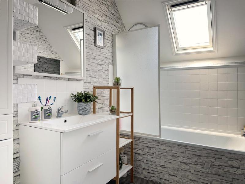 Maison - 102 m² - 5 pièces