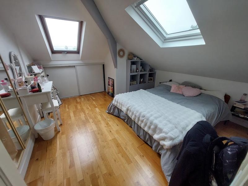 Maison - 143 m² - 6 pièces