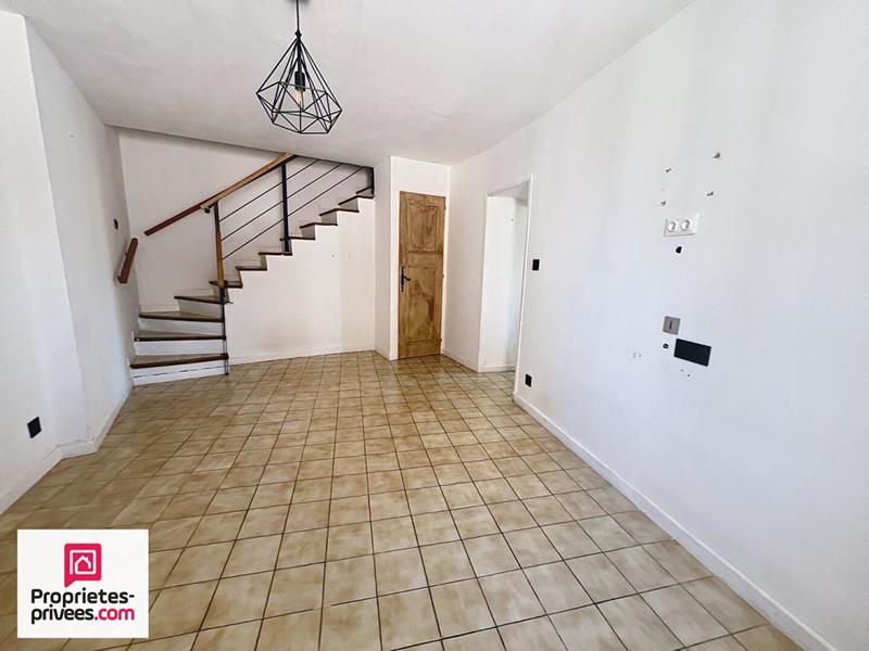 Maison - 96 m² - 5 pièces