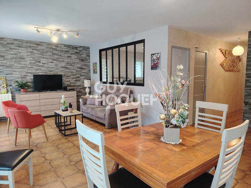 Maison - 90 m² - 4 pièces