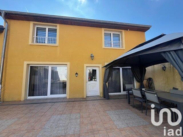 Maison - 254 m² - 7 pièces