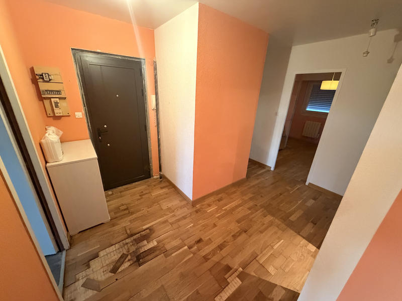 Appartement - 84 m² - 4 pièces